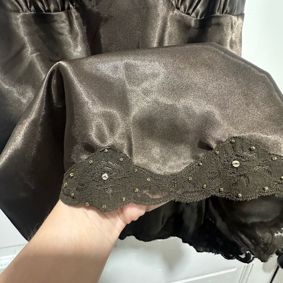 Y2K Charlotte Russe Dark Brown Satin Top Size Medium 2000s Fairycore - Picture 4 of 6